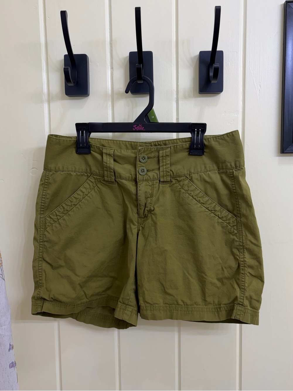 5/$25 The North Face Green Cargo Shorts 2